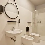 Hotello