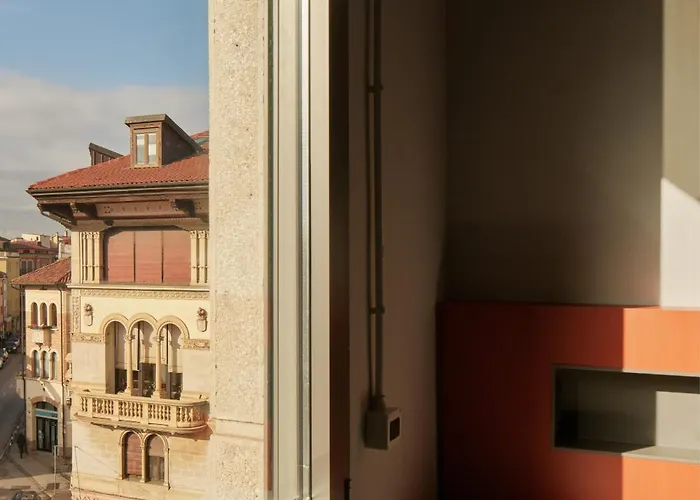 Hotello بيت شباب *