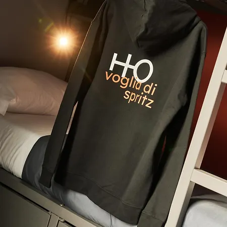 Hotello